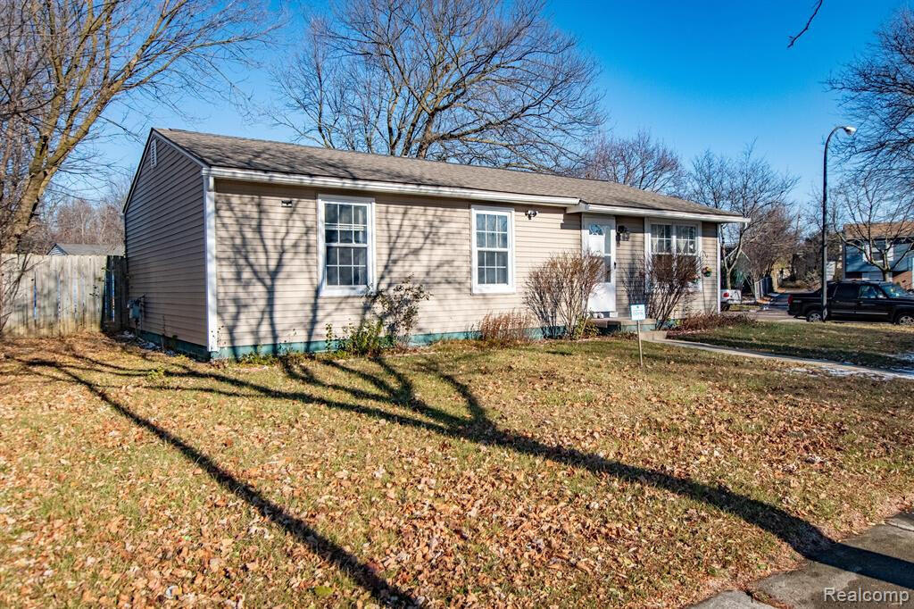 Foto principal - 2163 Hemlock Dr