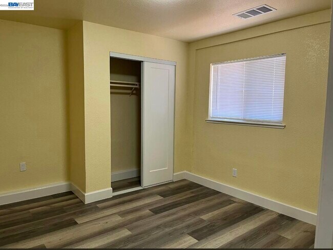 Foto del edificio - 36459 Buckeye St