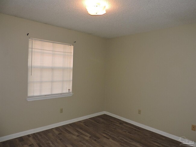 Foto del edificio - 5099 Yacht Harbor Cir