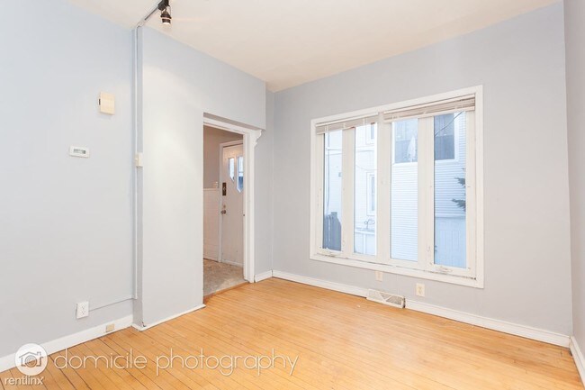 Foto del edificio - 2068 N Campbell Ave