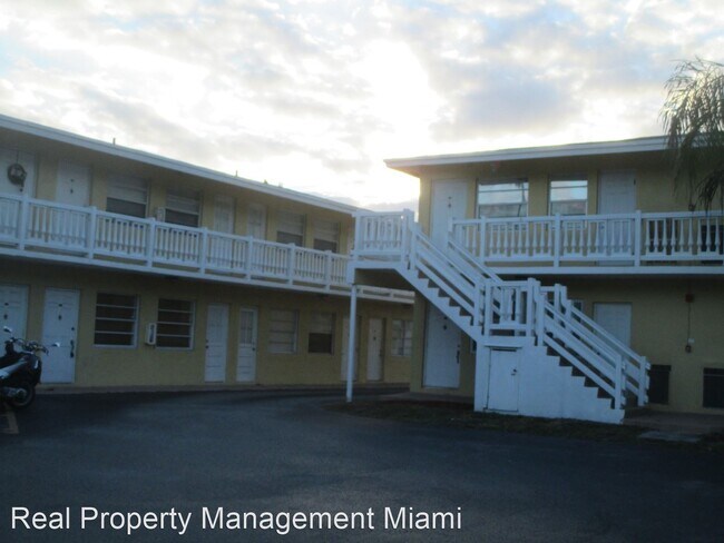 Building Photo - 2 br, 1 bath House - 4051 NE 13th Ave - 40...