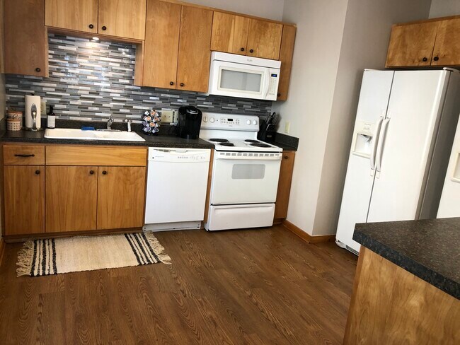 Kitchen - 1317 SE 8th St