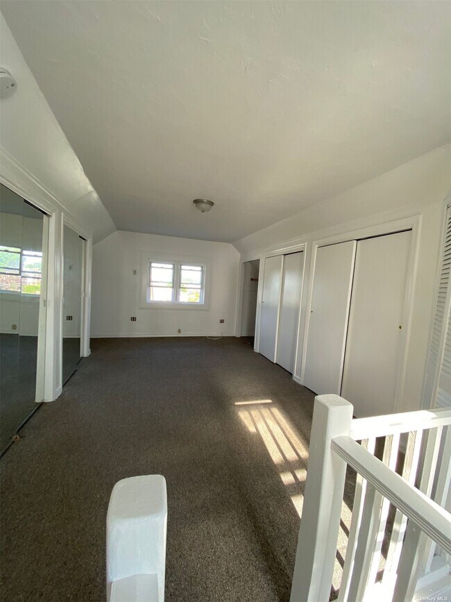 175 Munro Blvd, Valley Stream, NY 11581 House Rental in Valley Stream