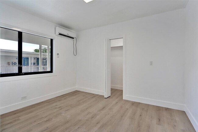 Building Photo - 711 Beacom Blvd