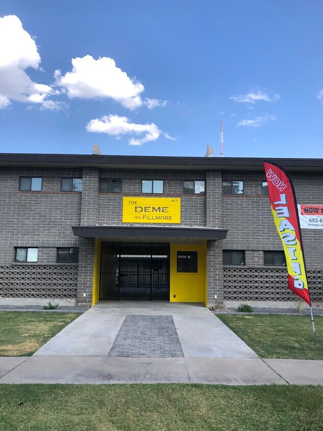 Foto principal - 617 N 3rd Ave