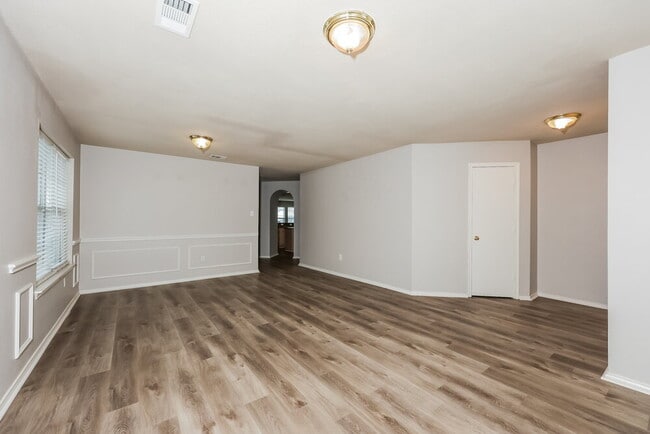 Building Photo - 522 Blueberry Hill Ln