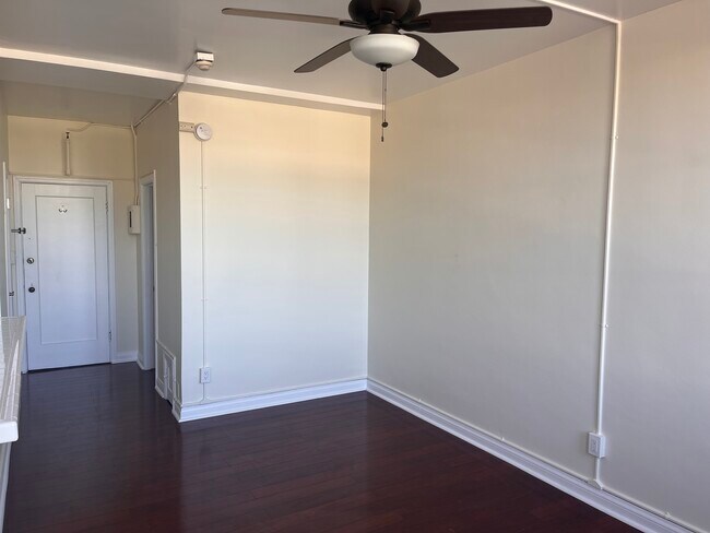 Foto del edificio - 3005 Main St