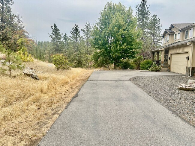 Foto del edificio - 4409 W Country Hls Ln