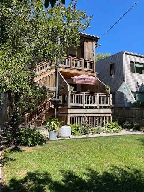 1835 W LUNT - Back of the building & fenced yard - 1835 W Lunt Ave