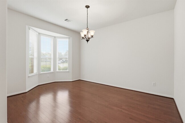 Foto del edificio - 1911 Vale Brook Drive