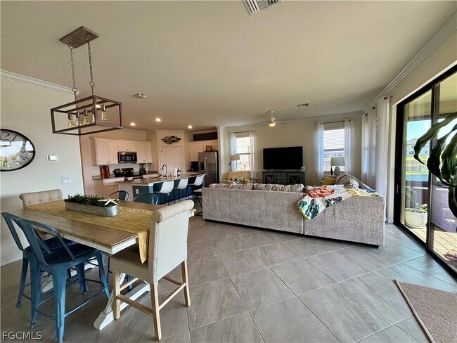 Building Photo - 3306 Pasadena Ct