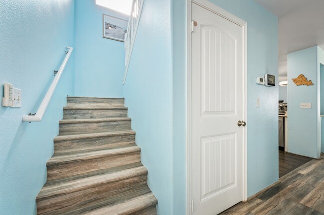 Building Photo - Sea Country 5 bedroom