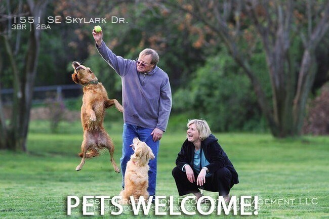 Building Photo - 1551 SE Skylark Dr