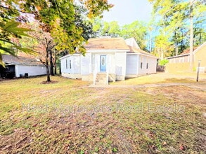 Building Photo - 1808 Bryn Mawr Dr