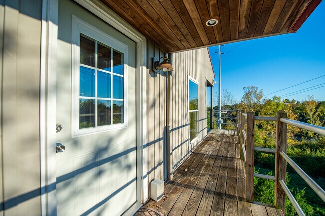 Foto del edificio - 10644 Peach Ridge Rd