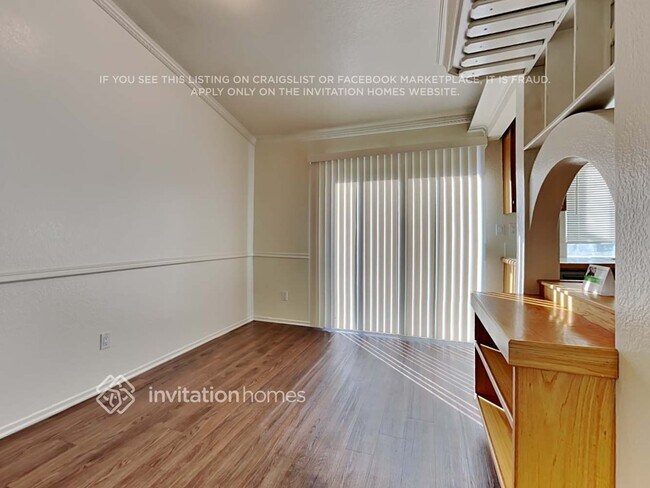 Foto del edificio - 3140 Crowne Dr