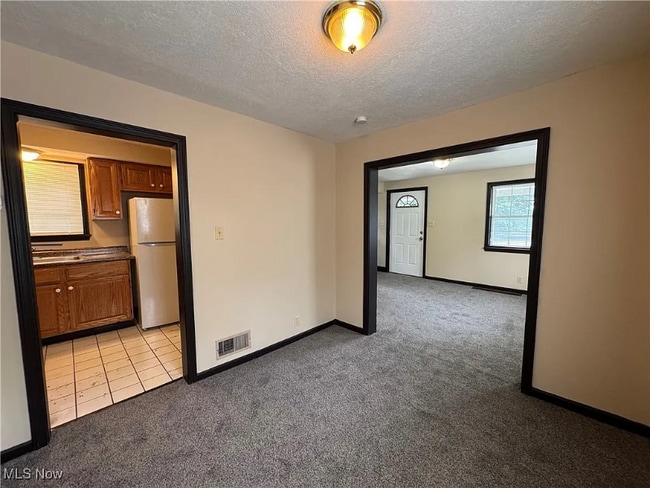 Foto del edificio - 1835 Hillcrest Rd NW
