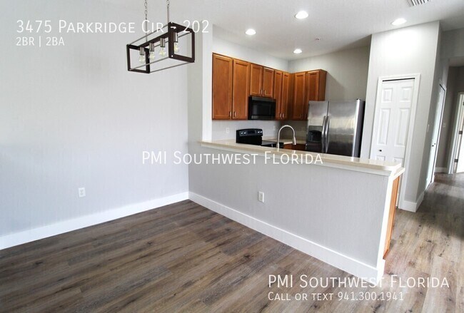 Foto del edificio - 3475 Parkridge Cir