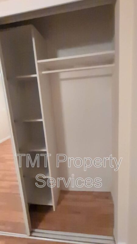 Foto del edificio - 7457 Windbridge Dr