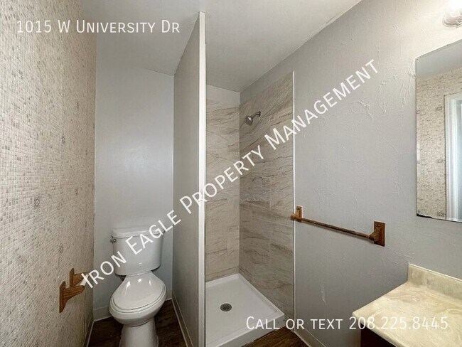 Foto del edificio - 1015 W University Dr