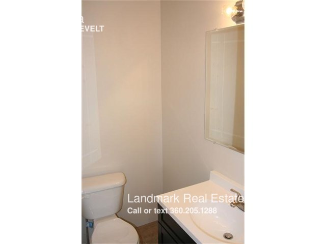 Building Photo - 2427 Valencia St