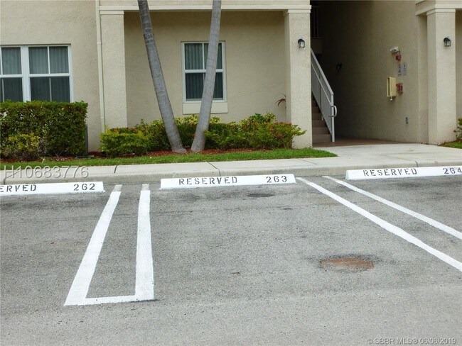 Foto del edificio - 8850 NW 97th Ave