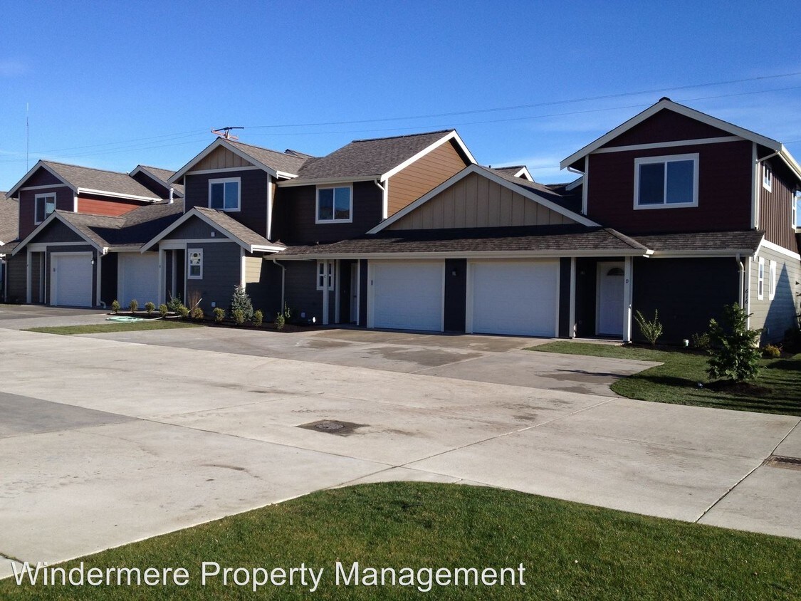 616 Riverview Rd, Lynden, WA 98264 Room for Rent in Lynden, WA