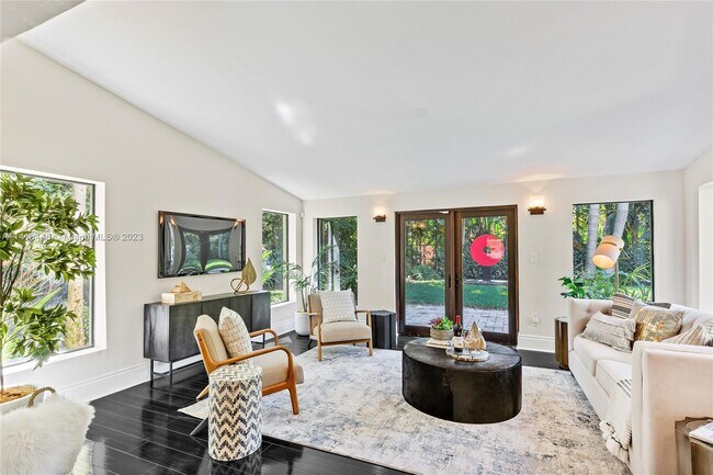 Foto del edificio - 3608 St Gaudens Rd