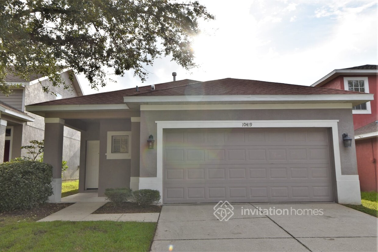 Primary Photo - 10419 Avelar Ridge Dr