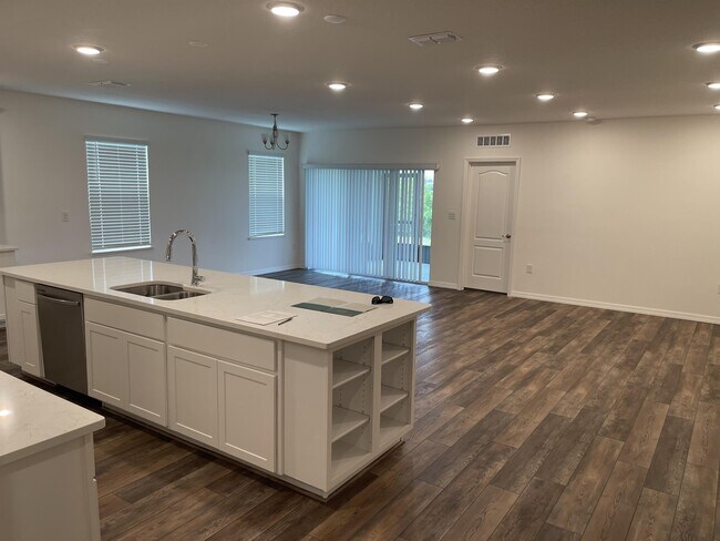 Foto del edificio - 2592 Pinwherry St