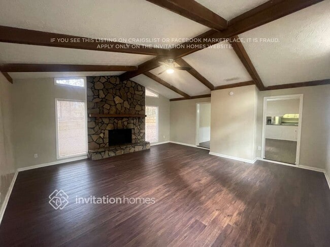 Building Photo - 1234 Woodland Ct SE