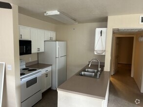 Building Photo - 127 Jules Dr