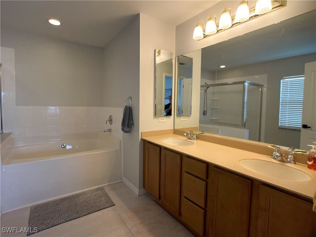 Foto del edificio - 1224 SW 31st Terrace