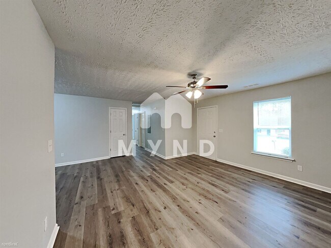 Building Photo - 3 br, 2 bath House - 7112 Greenway Cv SW