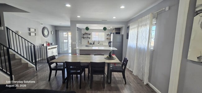 Building Photo - 11071 Bixler Cir