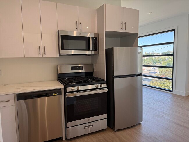 Foto del edificio - 3309 Liberty Ave