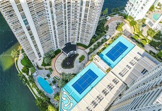 Building Photo - 901 Brickell Key Blvd