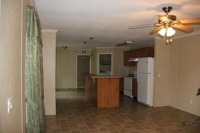 Building Photo - 64096 Mangano Dr