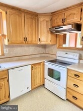 Building Photo - 349 Detterline Dr