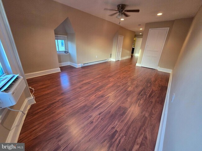 Photo - 133 E Mt Airy Ave Apartment