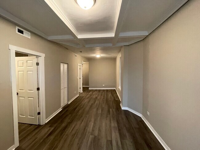 Foto del edificio - 6219 S Greenwood Ave