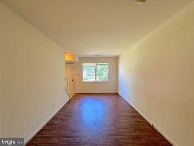 Building Photo - 9773 Hagel Cir