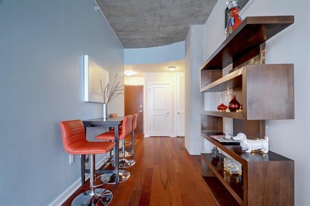 Building Photo - 360 Nueces St