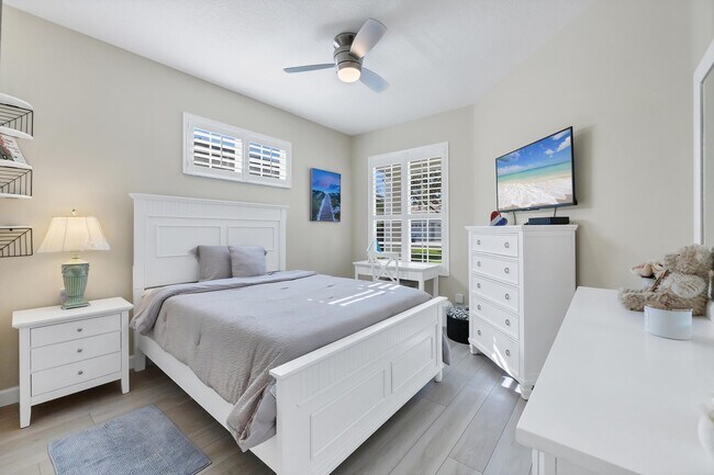 Building Photo - 796 Tartan Dr