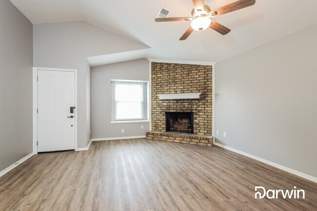 Foto del edificio - 2136 Meench Drive, Moore, OK 73170