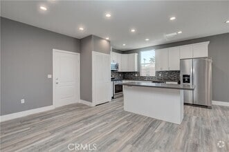 Building Photo - 3626 S Cimarron St