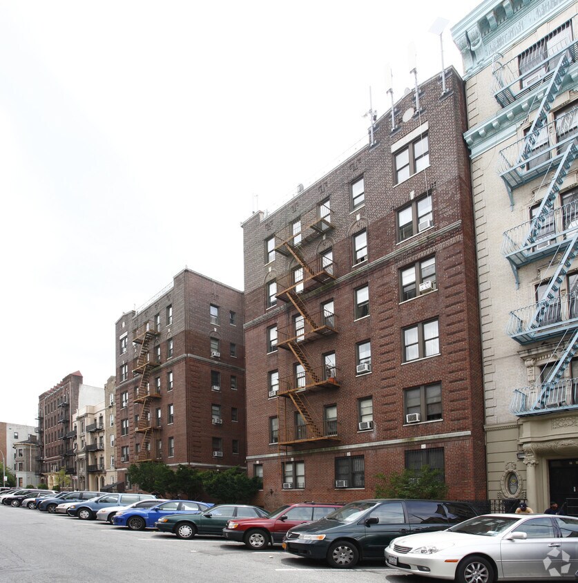 720 Saint Marks, ¡alejado - 720 Saint Marks Ave