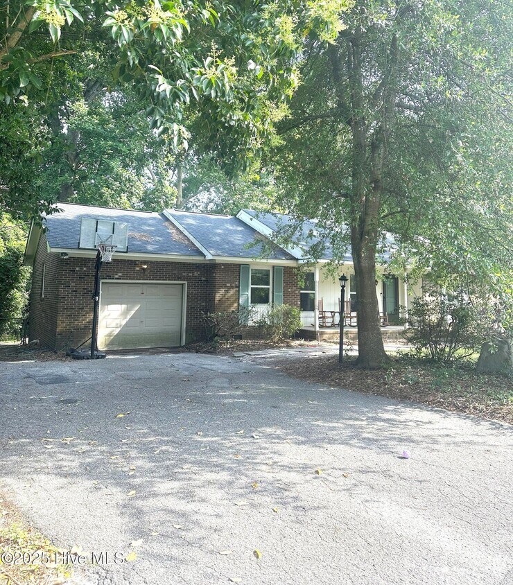 Building Photo - 5102 Clear Run Dr