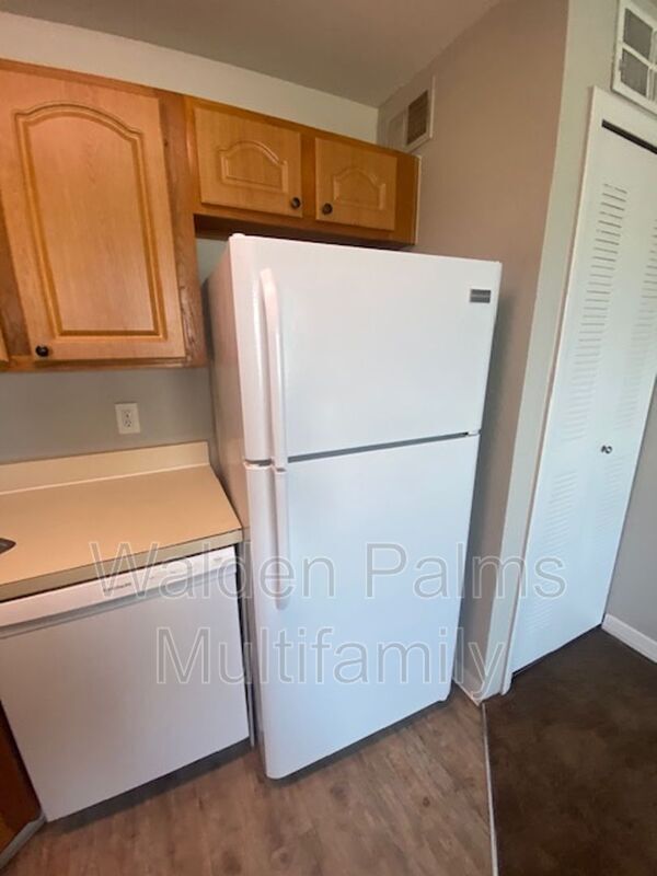 Foto del edificio - 4712 Walden Cir