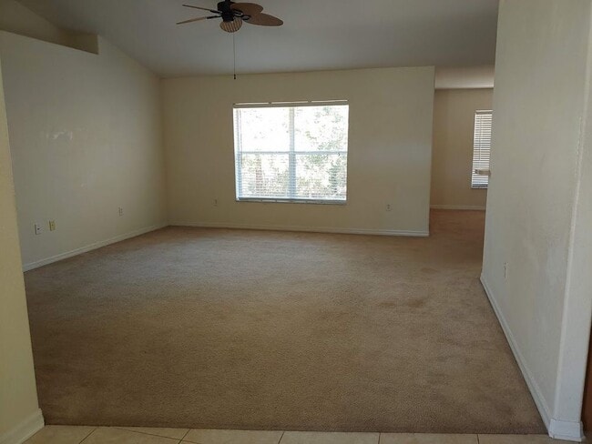 Building Photo - 4/2/2 on half acre lot